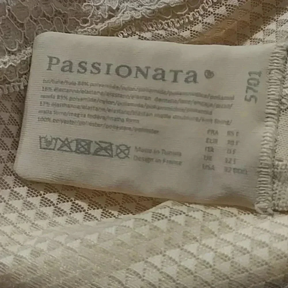 Passionata by‎ Chantelle Bra A3